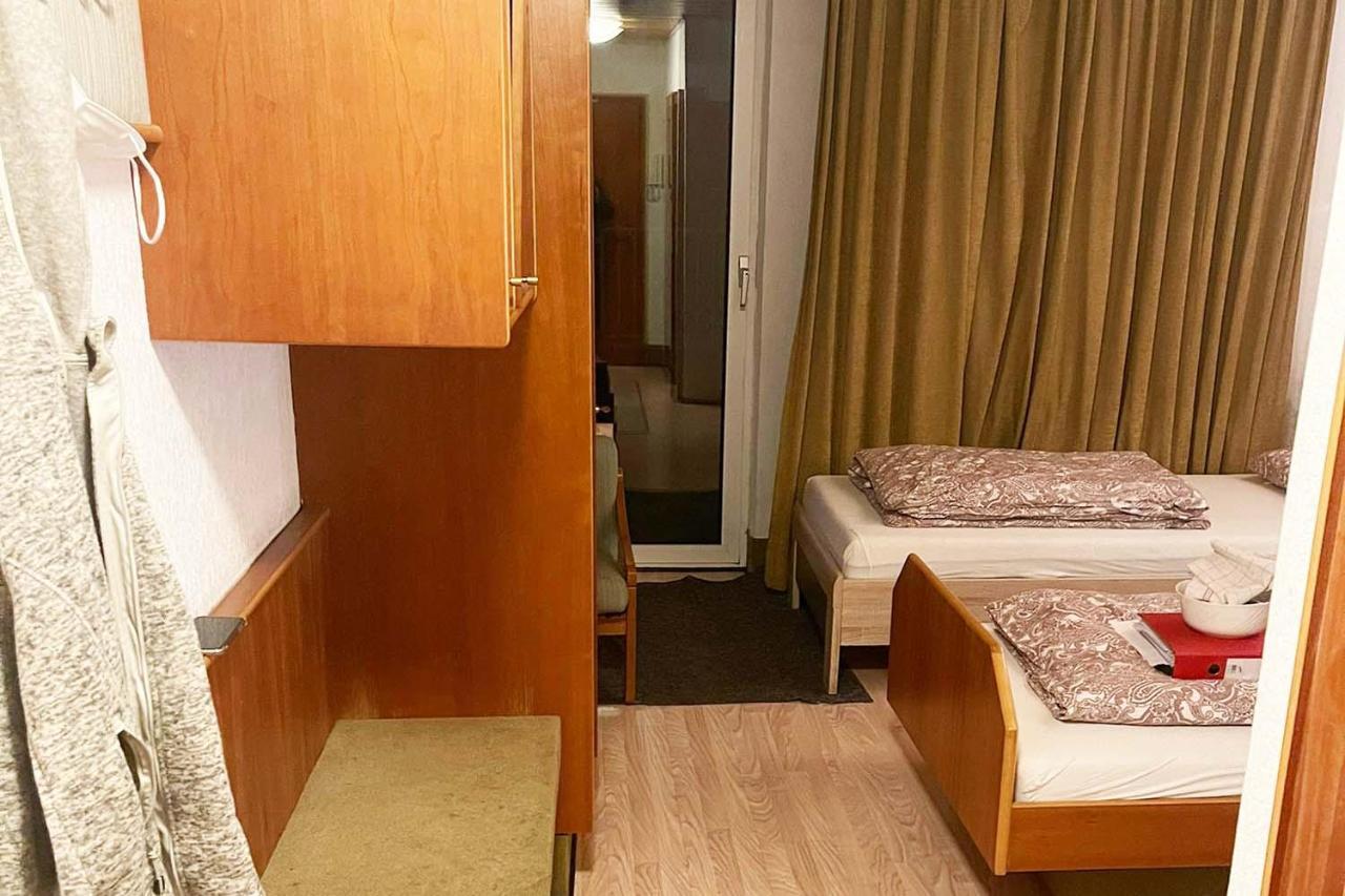 One Room Apartment In Bergisch Gladbach Kültér fotó